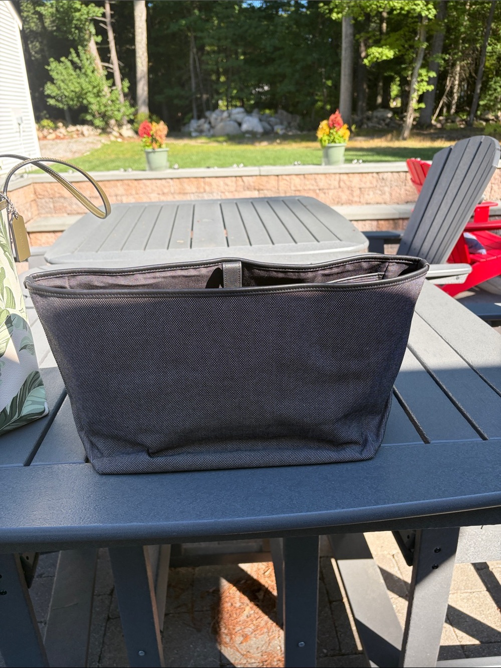 🌻 COACH 2850 🌻 BANANA LEAVES REVERSIBLE CITY TOTE MSRP $350 - Picture 15 of 16